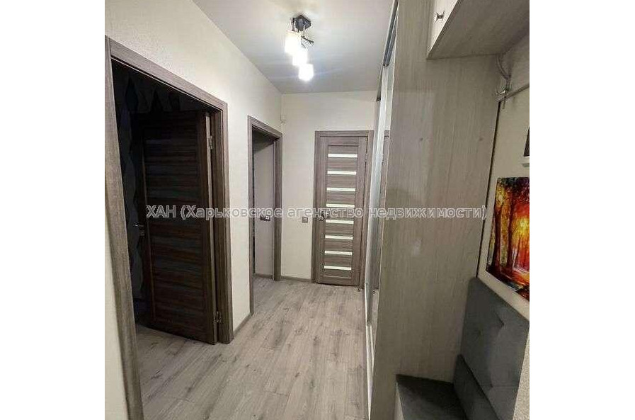 Продам квартиру, Мирная ул. , 1  ком., 60 м², косметический ремонт 