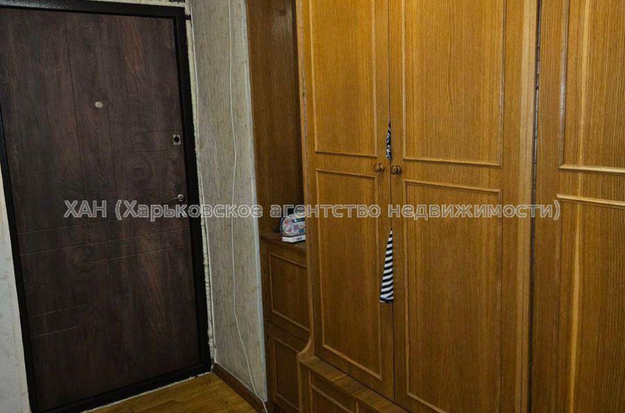 Продам квартиру, Победы просп. , 1  ком., 37 м², советский ремонт 