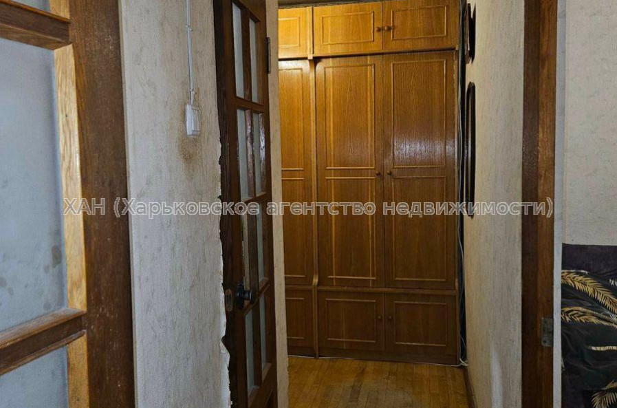 Продам квартиру, Победы просп. , 1  ком., 37 м², советский ремонт 