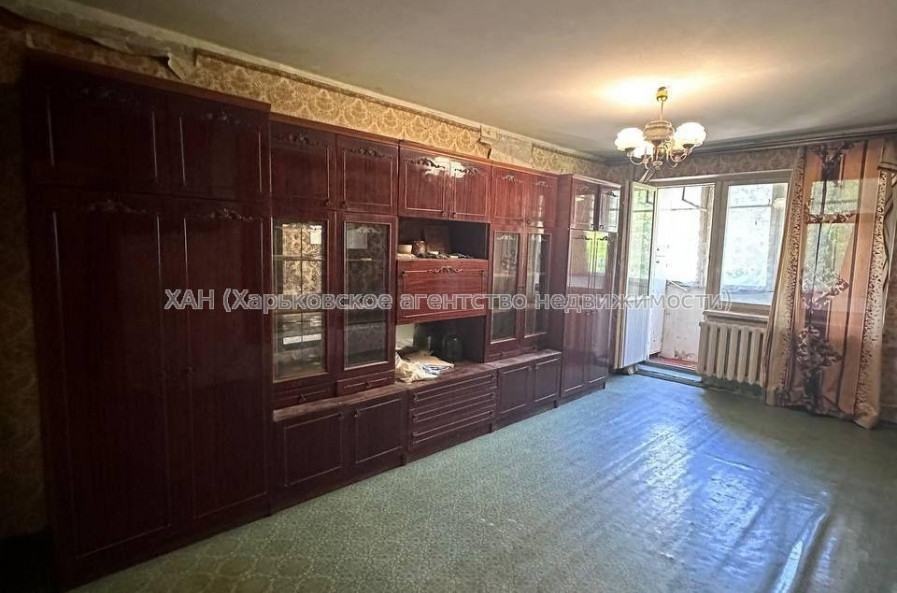 Продам квартиру, Тракторостроителей просп. , 2 кім., 48 м², советский ремонт 