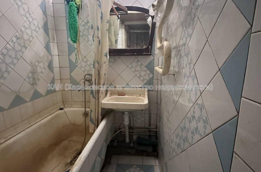 Продам квартиру, Тракторостроителей просп. , 2 кім., 48 м², советский ремонт 