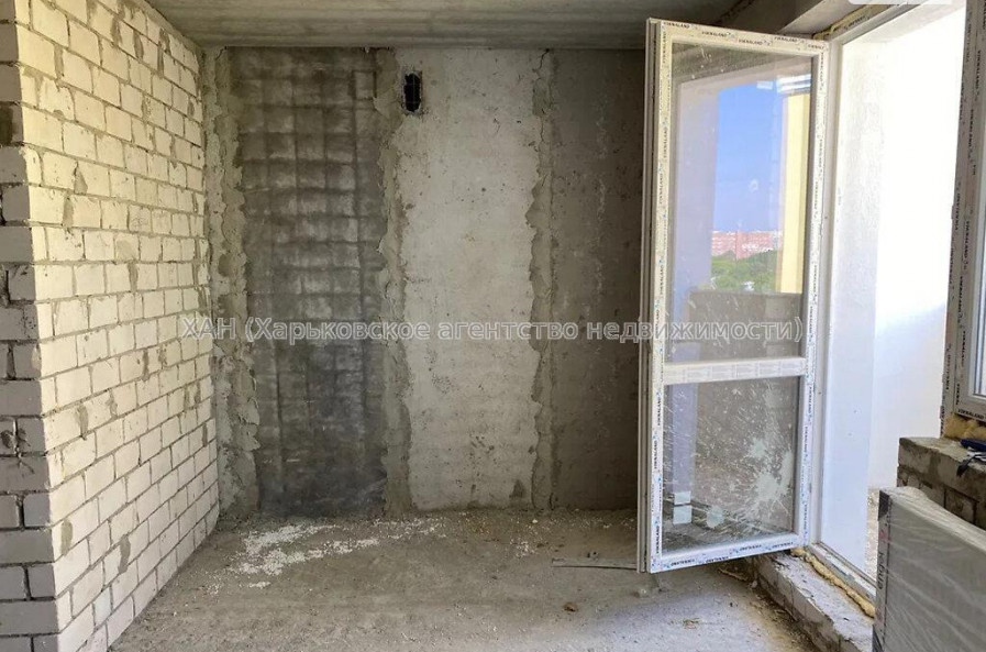 Продам квартиру, Черновский пер. , 1  ком., 33 м², без внутренних работ 
