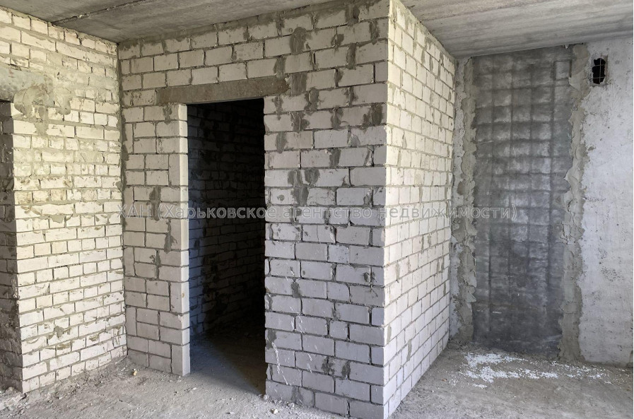 Продам квартиру, Семинарская ул. , 1 кім., 33 м², без внутренних работ 