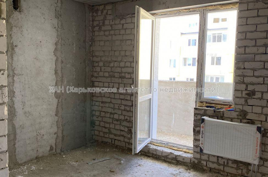 Продам квартиру, Черновский пер. , 1 кім., 33 м², без внутренних работ 