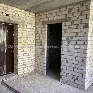 Продам квартиру, Черновский пер. , 1  ком., 33 м², без внутренних работ 