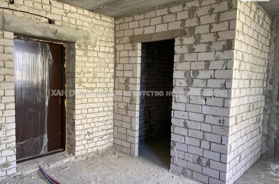 Продам квартиру, Черновский пер. , 1  ком., 33 м², без внутренних работ 
