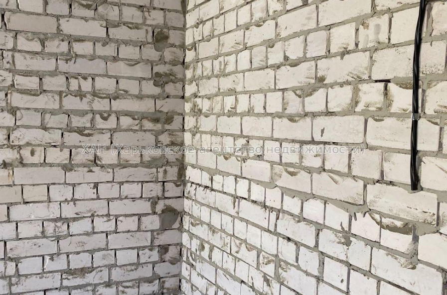 Продам квартиру, Черновский пер. , 1 кім., 33 м², без внутренних работ 