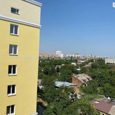 Продам квартиру, Черновский пер. , 1  ком., 33 м², без внутренних работ 