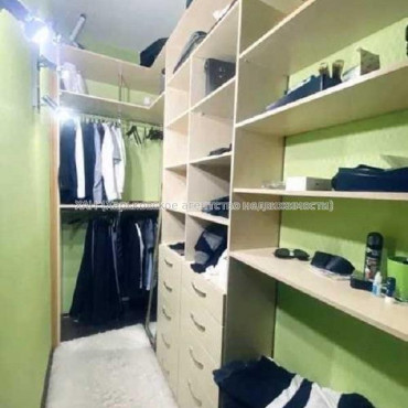 Продам квартиру, Полтавский Шлях ул. , 5 кім., 132 м², авторский дизайн 