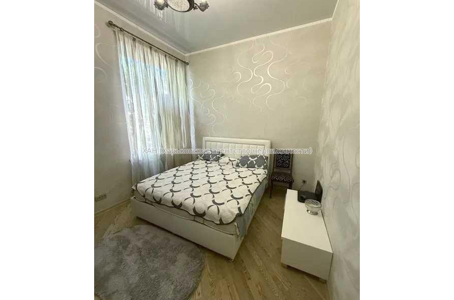 Продам квартиру, Полтавский Шлях ул. , 5 кім., 132 м², авторский дизайн 