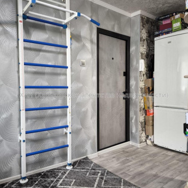 Продам квартиру, Глобинская ул. , 1 кім., 25 м², косметический ремонт 