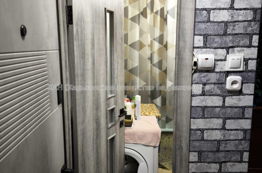 Продам квартиру, Глобинская ул. , 1 кім., 25 м², косметический ремонт 