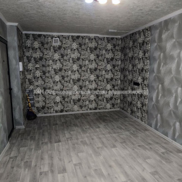 Продам квартиру, Глобинская ул. , 1 кім., 25 м², косметический ремонт 