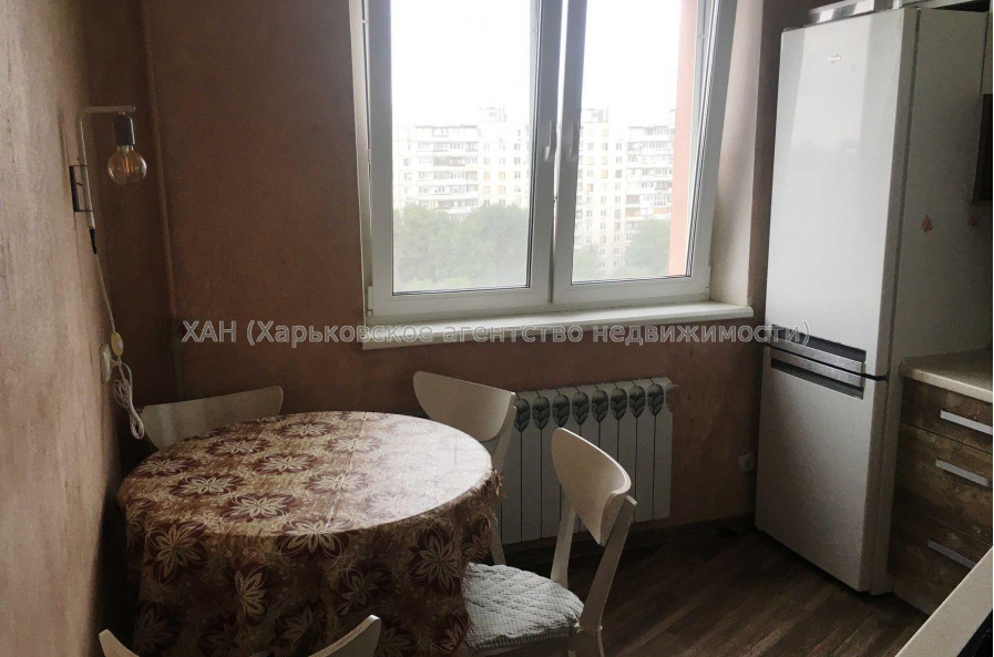 Продам квартиру, Тракторостроителей просп. , 1  ком., 32.30 м², капитальный ремонт 