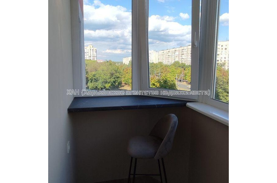 Продам квартиру, Победы просп. , 2  ком., 56 м², авторский дизайн 