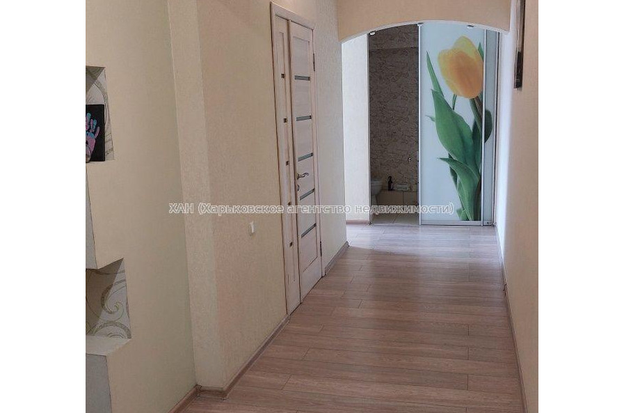 Продам квартиру, Конституции площ. , 3  ком., 76 м², косметический ремонт 
