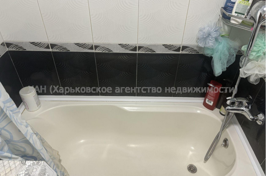 Продам квартиру, Аэрокосмический пр. , 2  ком., 46 м², капитальный ремонт 