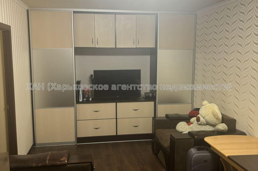 Продам квартиру, Аэрокосмический пр. , 2  ком., 46 м², капитальный ремонт 