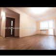 Продам квартиру, Полтавский Шлях ул. , 2  ком., 45 м², капитальный ремонт 