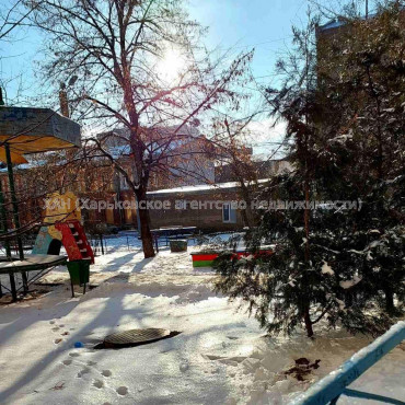 Продам квартиру, Крутогорский пер. , 3 , 2 кім., 43 м², косметический ремонт 