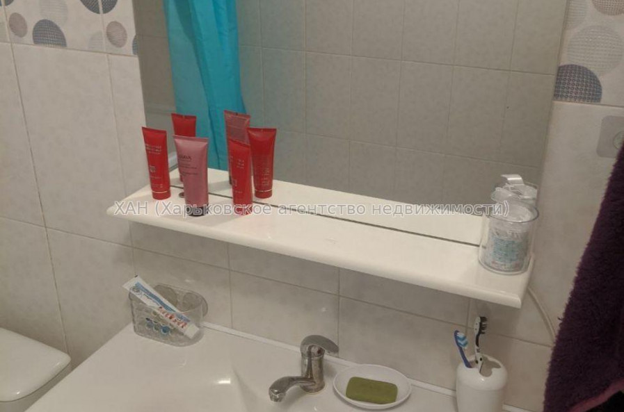 Продам квартиру, Роганская ул. , 2 кім., 72 м², евроремонт 