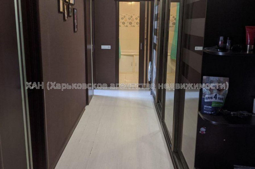 Продам квартиру, Роганская ул. , 2  ком., 72 м², евроремонт 