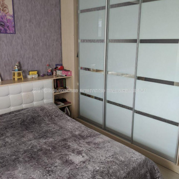Продам квартиру, Роганская ул. , 2  ком., 72 м², евроремонт 