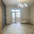 Продам квартиру, Мира ул. , 3 кім., 75 м², капитальный ремонт 