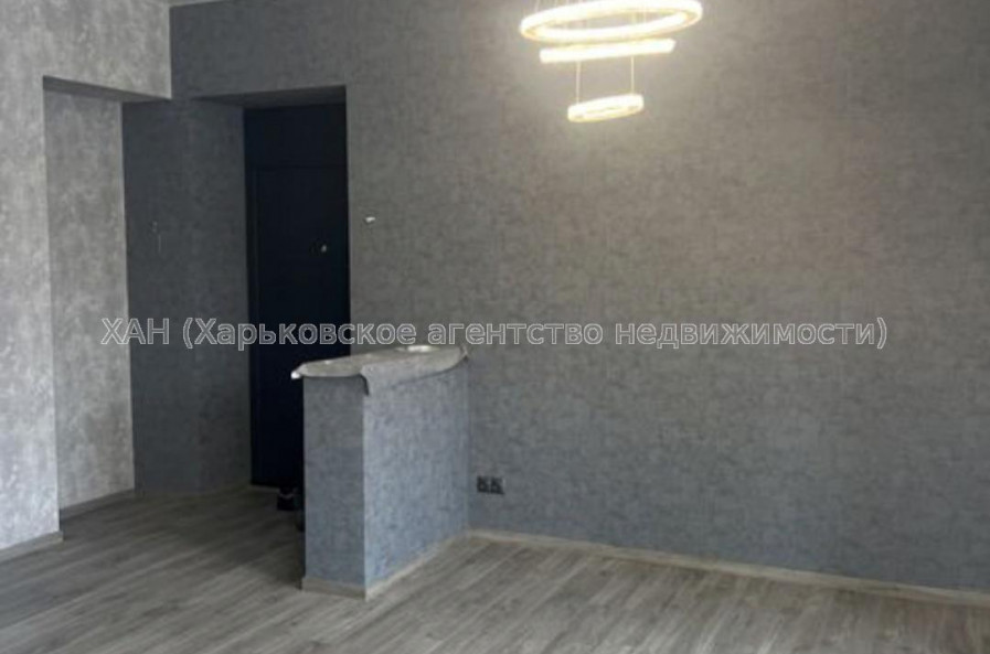 Продам квартиру, Мира ул. , 3 кім., 75 м², капитальный ремонт 