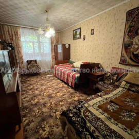 Продам квартиру, Победы просп. , 1 кім., 38 м², советский ремонт