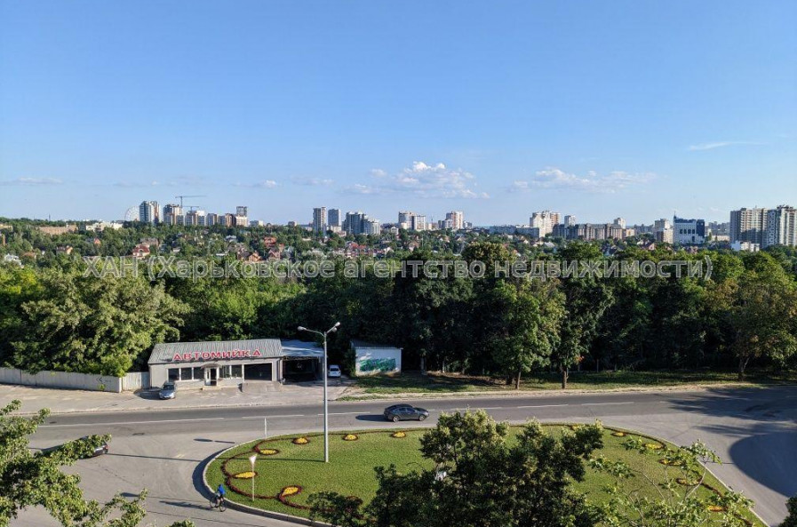 Продам квартиру, Отакара Яроша ул. , 2 кім., 45 м², косметический ремонт 