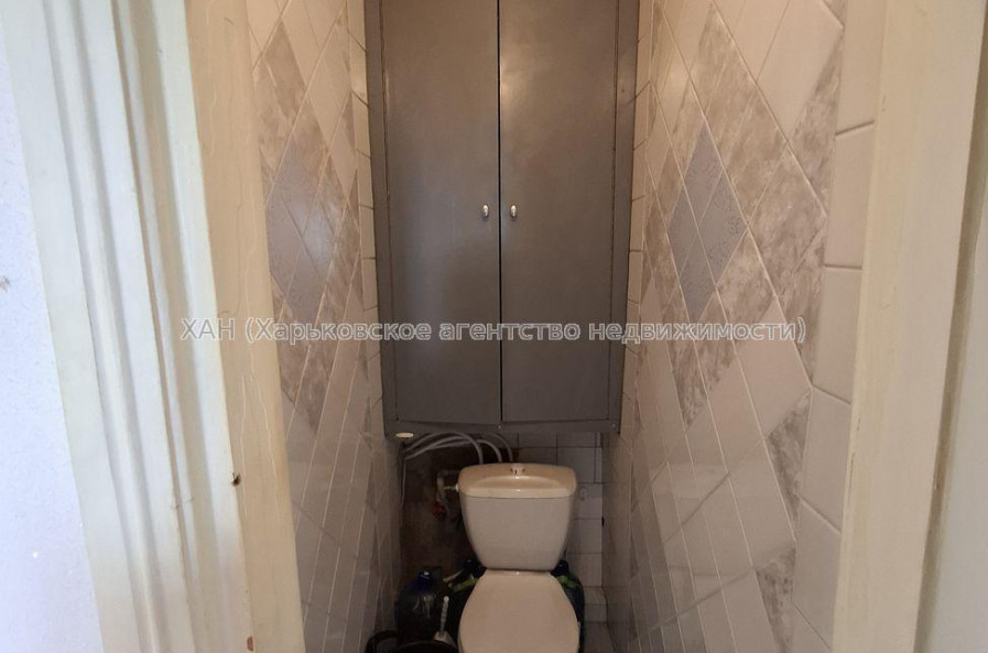 Продам квартиру, Науки просп. , 2 кім., 43 м², советский ремонт 