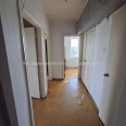 Продам квартиру, Науки просп. , 2 кім., 43 м², советский ремонт 