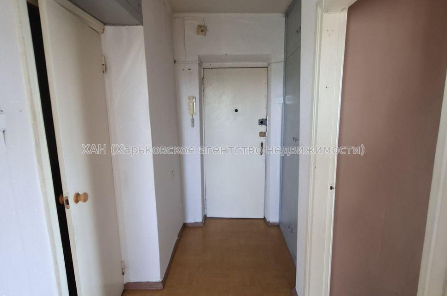 Продам квартиру, Науки просп. , 2 кім., 43 м², советский ремонт 