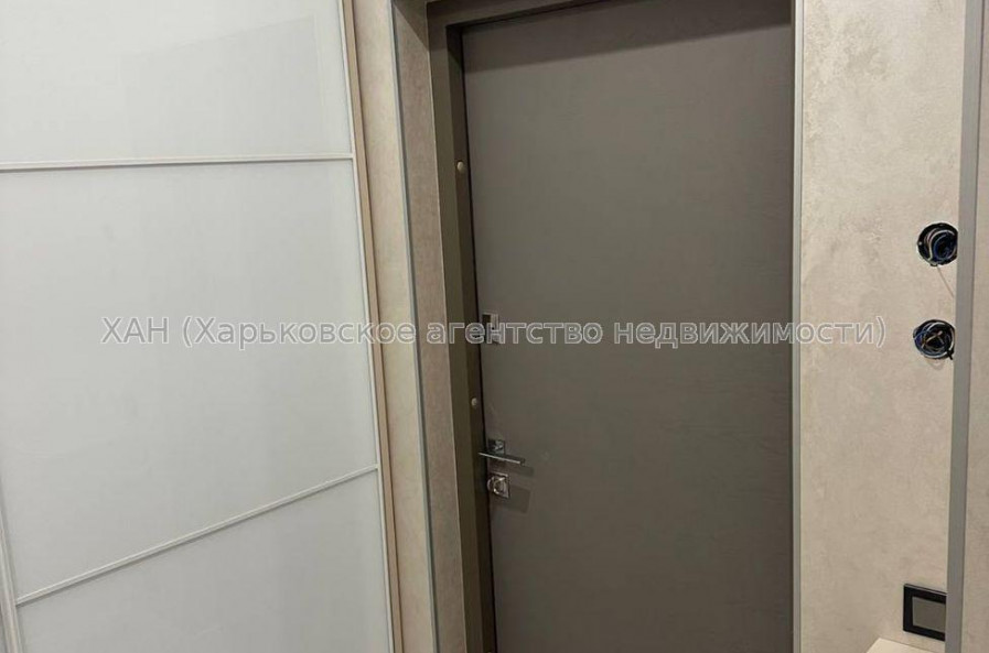 Продам квартиру, Малиновская ул. , 1 кім., 48 м², евроремонт 