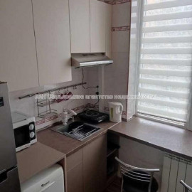 Продам квартиру, Полтавский Шлях ул. , 2  ком., 49 м², евроремонт