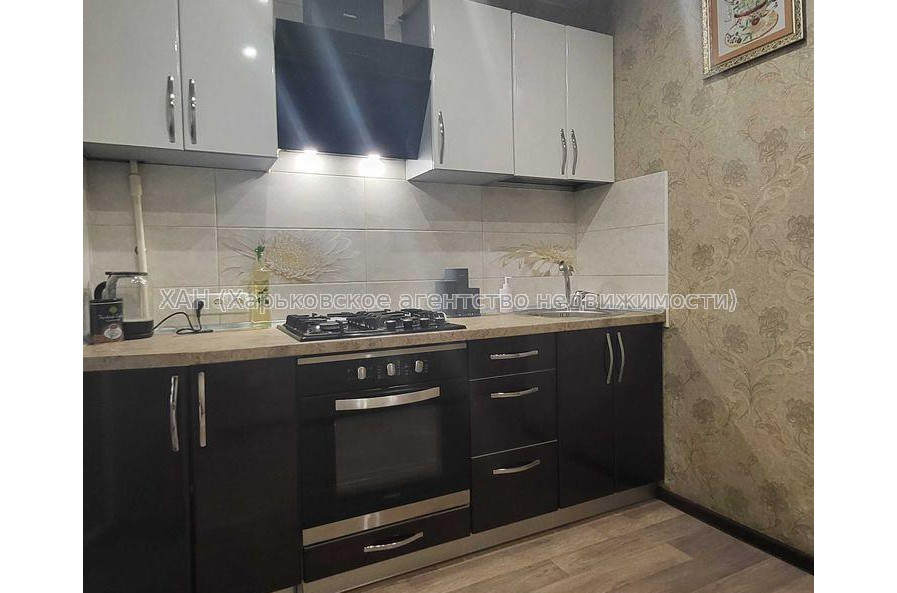 Продам квартиру, Познанская ул. , 2  ком., 52 м², капитальный ремонт 