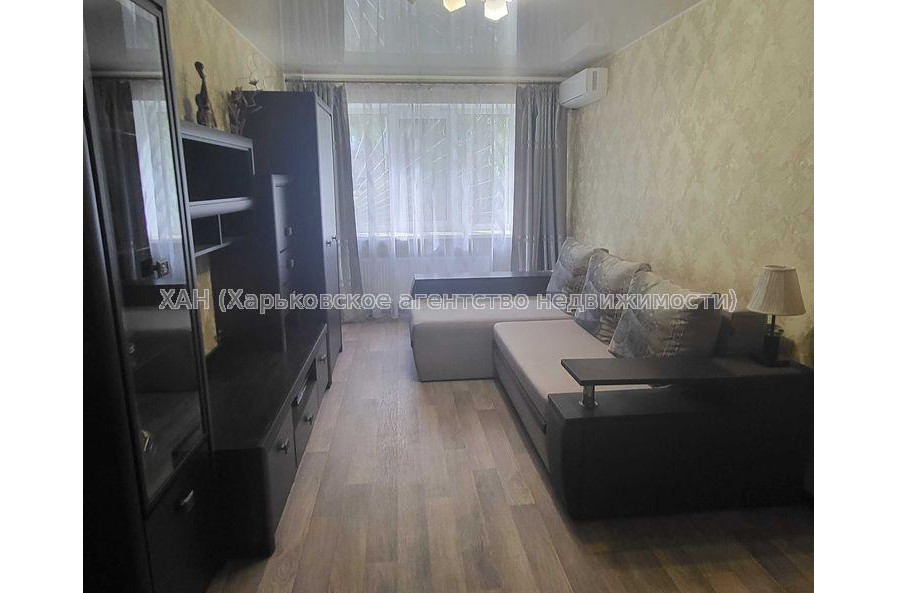 Продам квартиру, Познанская ул. , 2  ком., 52 м², капитальный ремонт 