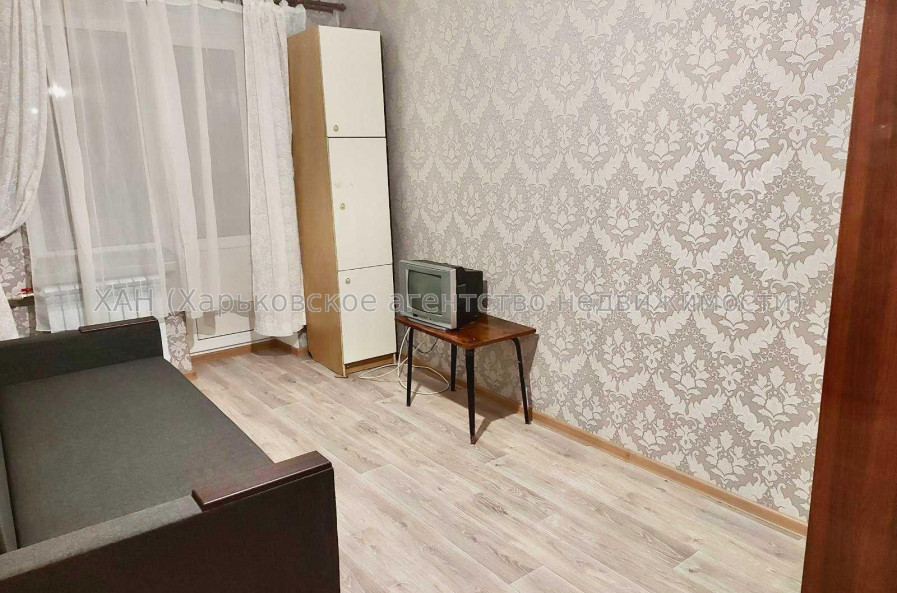 Продам квартиру, Стадионный проезд , 2 кім., 50 м², косметический ремонт 