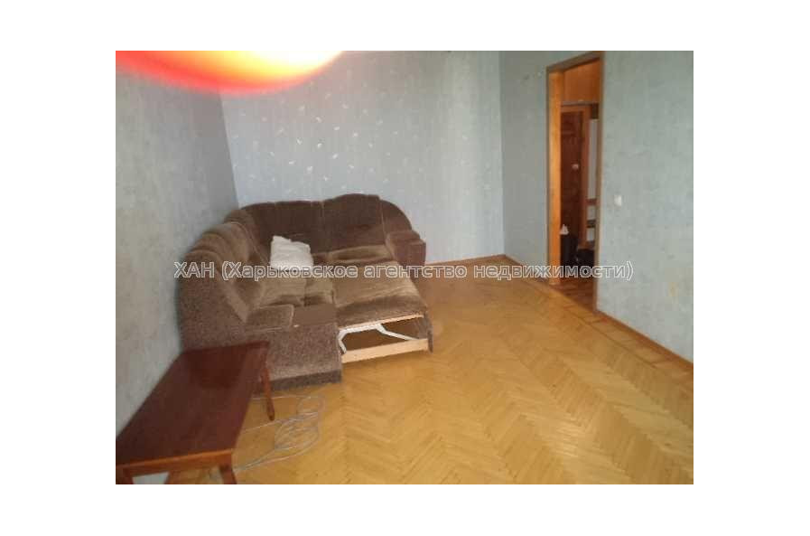 Сдам квартиру, 23 Августа ул. , 1  ком., 30 м², советский ремонт 