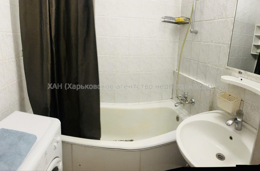 Продам квартиру, Клочковская ул. , 1 кім., 38 м², капитальный ремонт 
