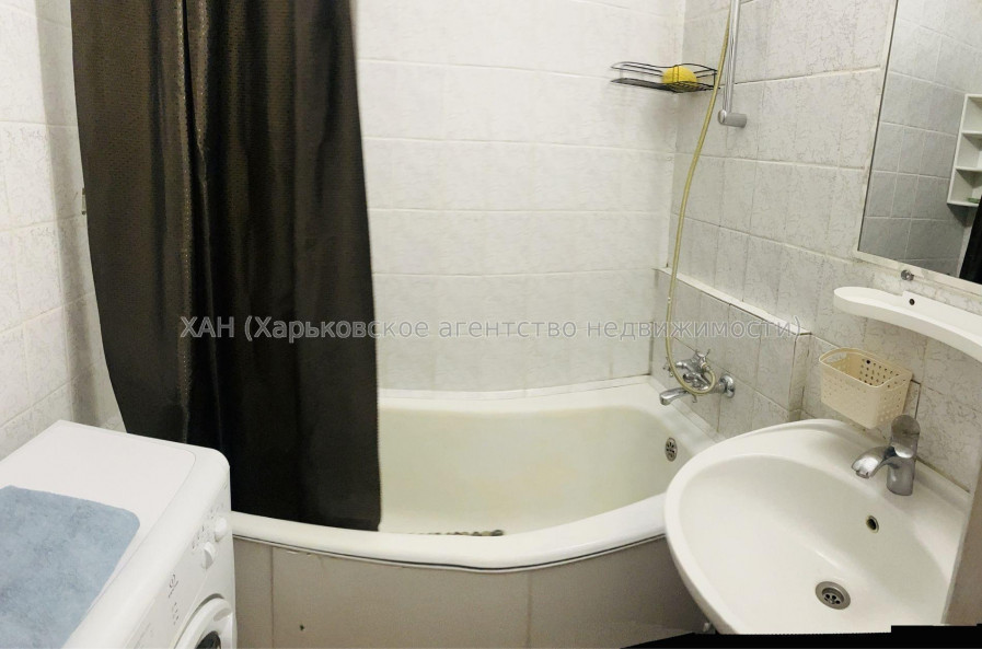 Продам квартиру, Клочковская ул. , 1 кім., 38 м², капитальный ремонт 