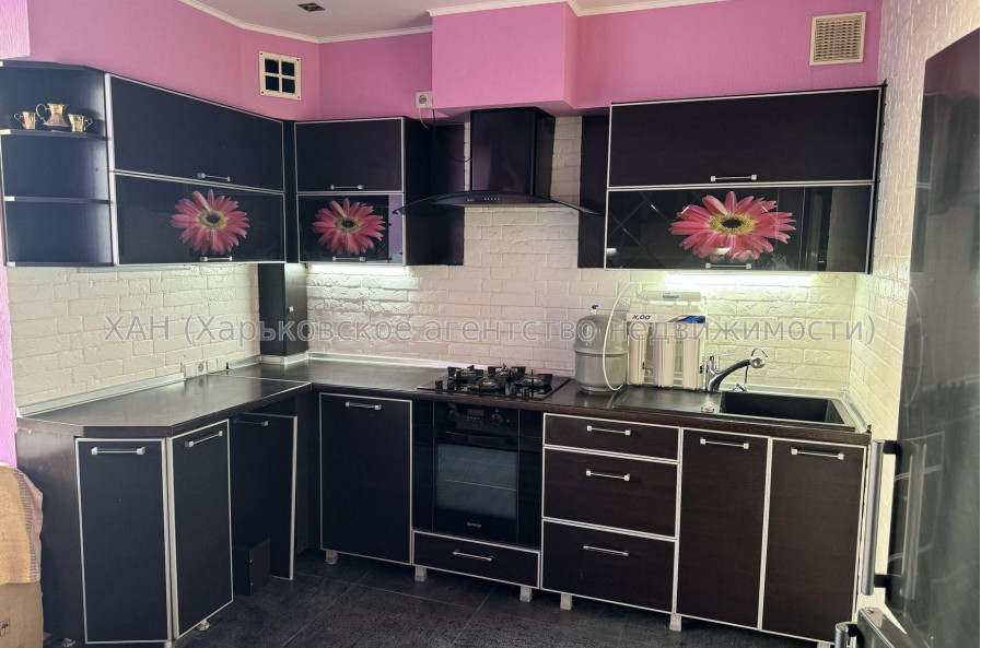 Продам квартиру, Кричевского ул. , 2 кім., 80 м², евроремонт 