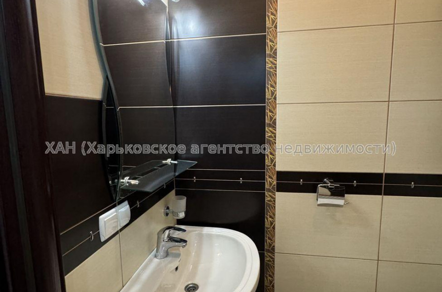 Продам квартиру, Кричевского ул. , 2 кім., 80 м², евроремонт 