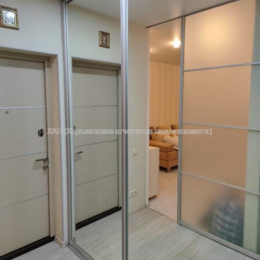 Продам квартиру, Дача 55 ул. , 1 кім., 40 м², авторский дизайн 