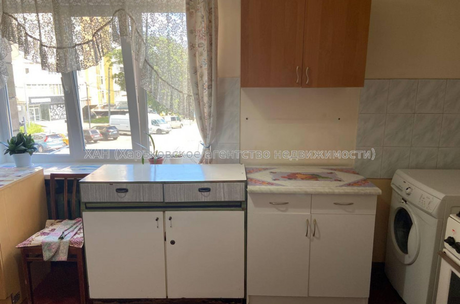 Сдам квартиру, Аэрокосмический пр. , 1  ком., 27.80 м², косметический ремонт 