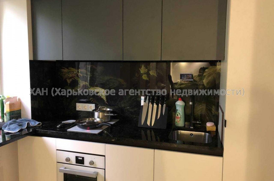 Продам квартиру, 23 Августа ул. , 1  ком., 43 м², авторский дизайн 