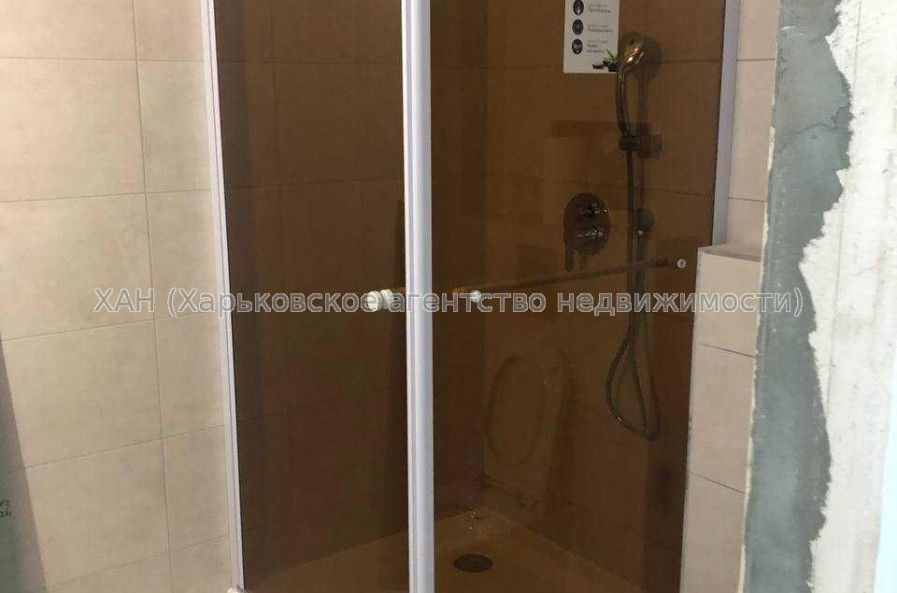 Продам квартиру, 23 Августа ул. , 1  ком., 43 м², авторский дизайн 