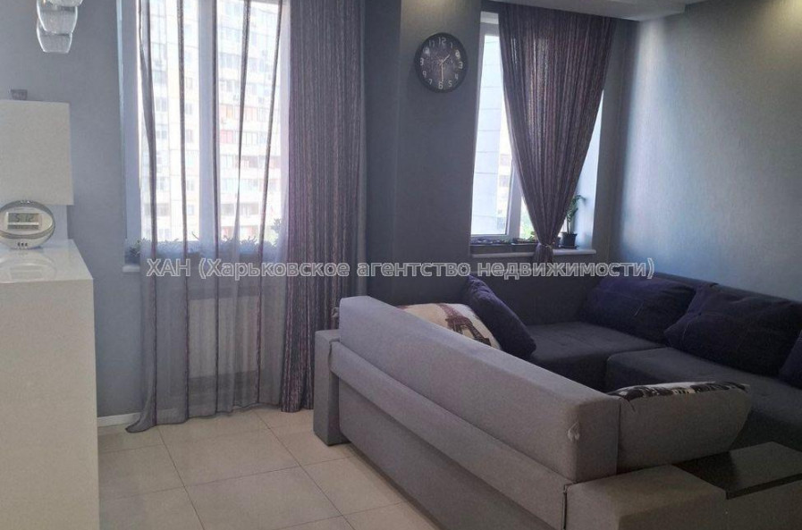 Продам квартиру, Гвардейцев Широнинцев ул. , 3  ком., 120 м², авторский дизайн 