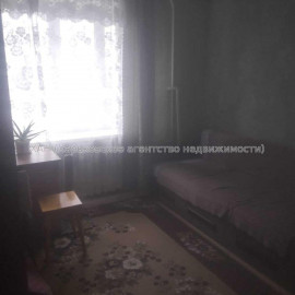 Продам квартиру, Гвардейцев Широнинцев ул. , 2  ком., 44 м², советский ремонт